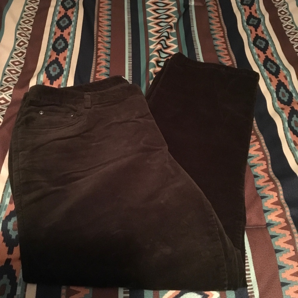 Dark Green Cords